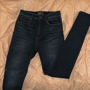 Skinny jeans